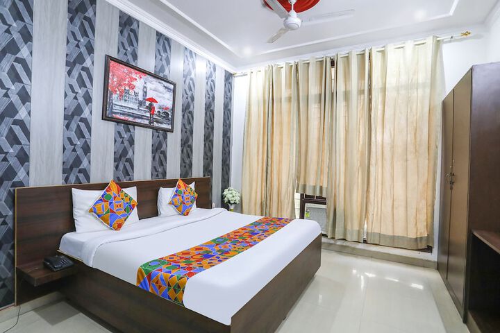 Room 18 of 30