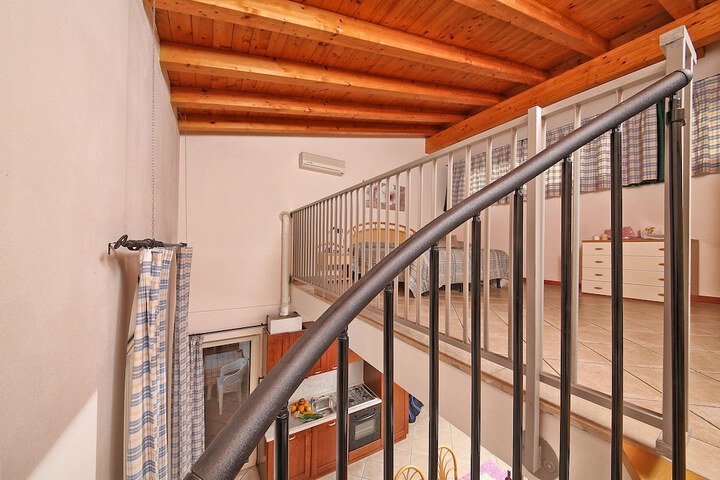 Room 5 of 45