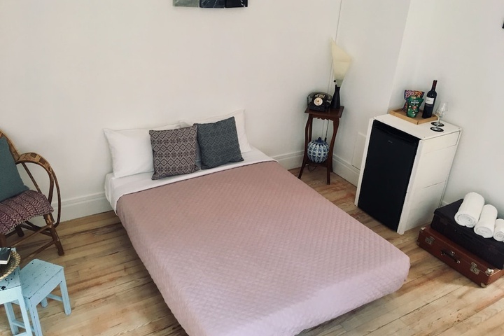 Room 4 of 19