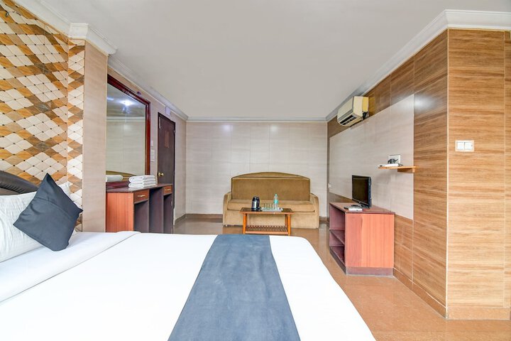 Room 7 of 24