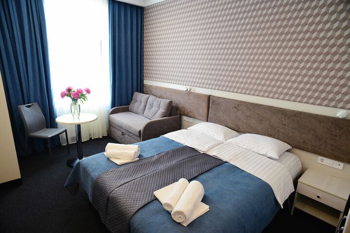 Room 4 of 53