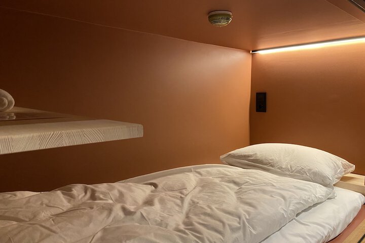 Room 16 of 69