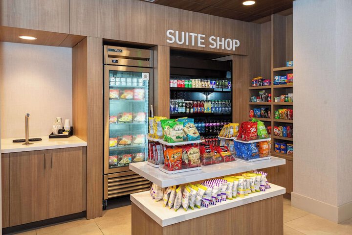 Snack bar