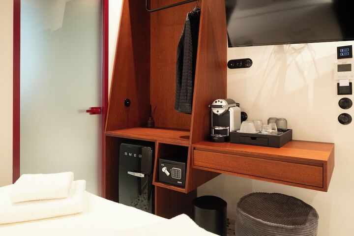 Room 42 of 125