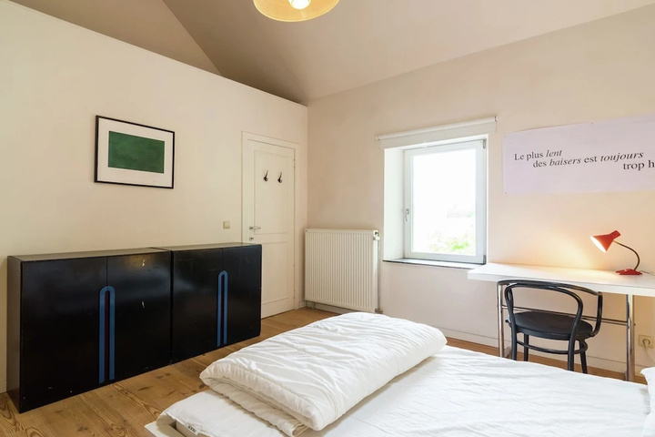 Room 3 of 19