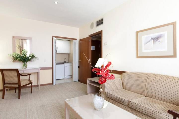 Room 16 of 24