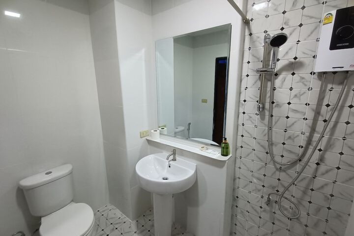 Room 9 of 24