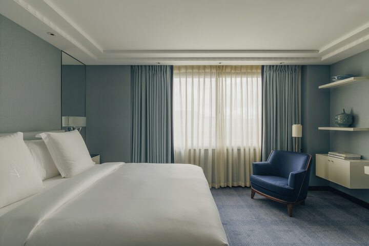 Room 40 of 130