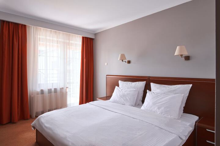 Room 14 of 72