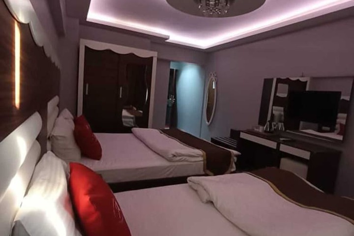 Room 10 of 53