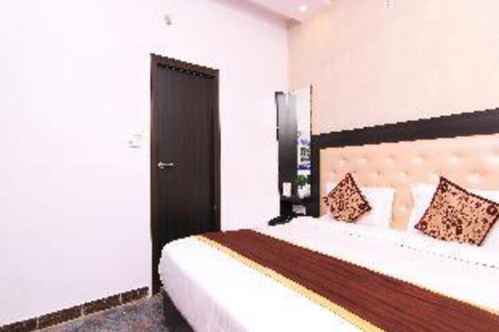 Room 19 of 20