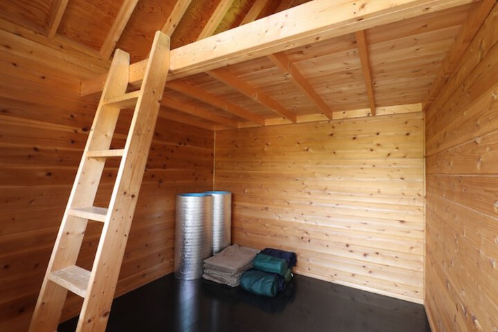 Room 4 of 23