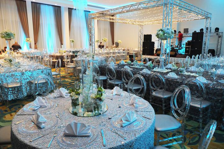 Ballroom/Hall 62 of 92