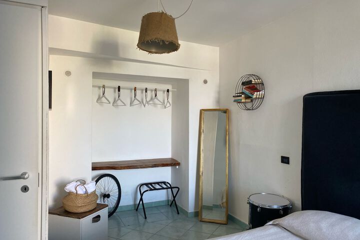 Room 56 of 104