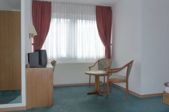 Room 5 of 22