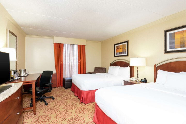 2 Double Beds (5 of 9)