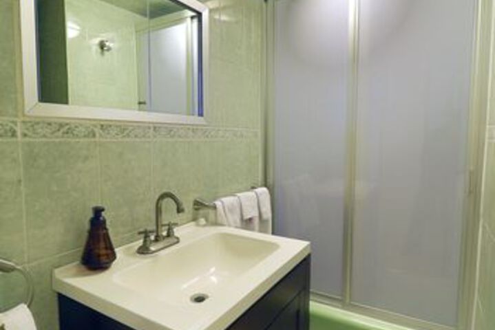Room 2 of 16