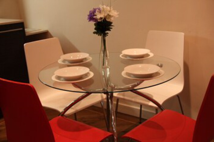 Room 6 of 25