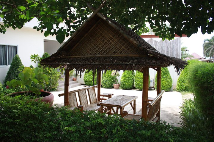 Hotel Exterior 42 of 51