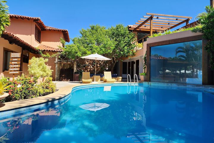 Pool 49 of 87