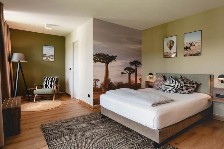 Room 35 of 87