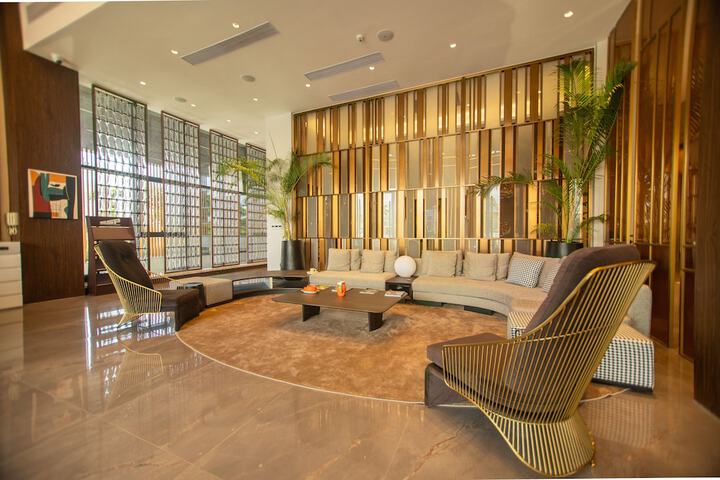 Hotel Interior 9 of 148