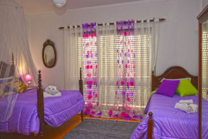 Room 9 of 20