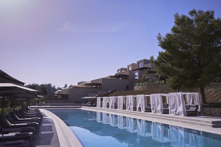 Pool 62 of 115