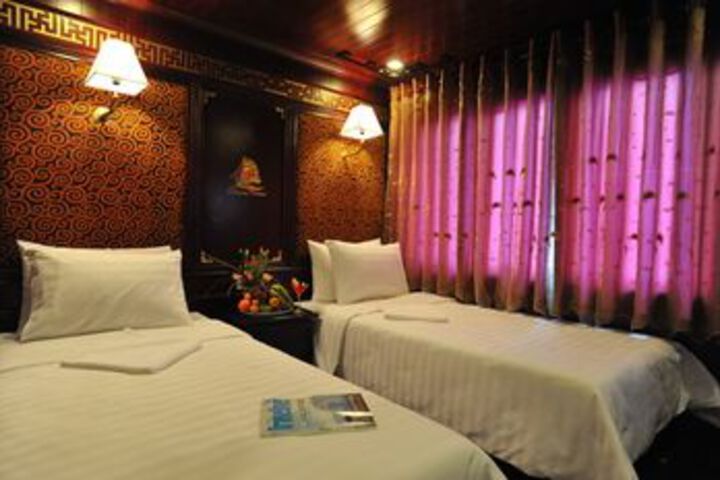 Room 26 of 64