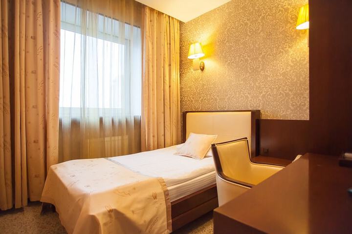 Room 26 of 75
