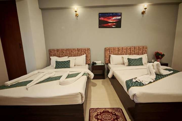 Room 15 of 73