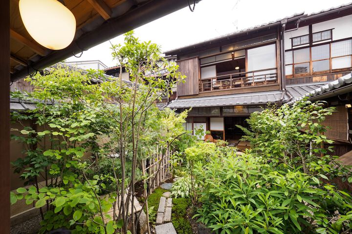 Hotel Exterior 54 of 58