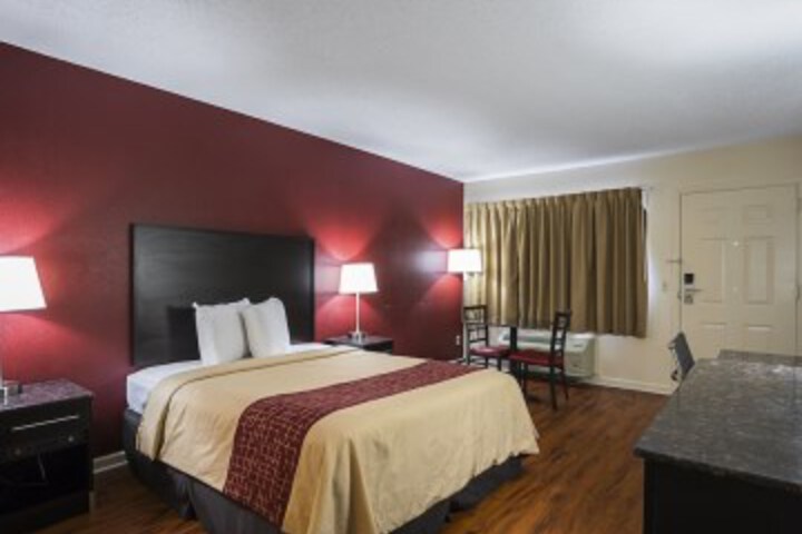Suite 19 of 47