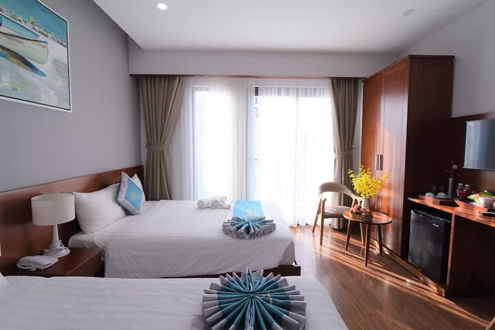 Room 21 of 39
