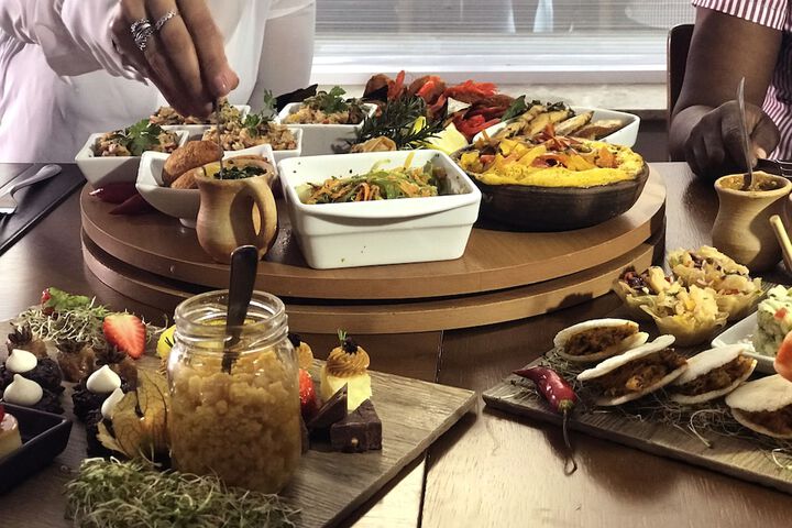 Dining 72 of 130