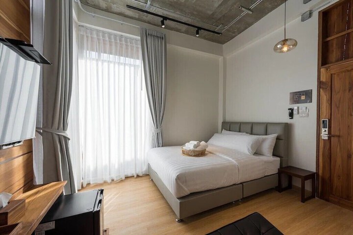 Room 18 of 40