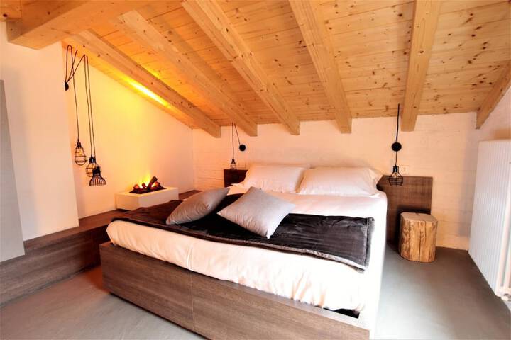 Room 10 of 45