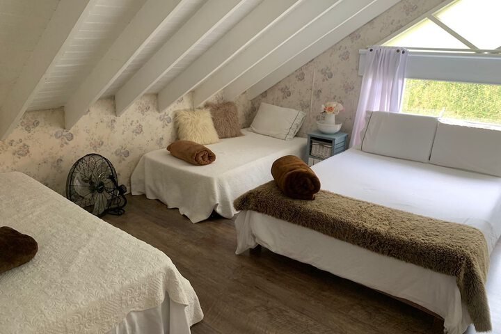 Room 8 of 19