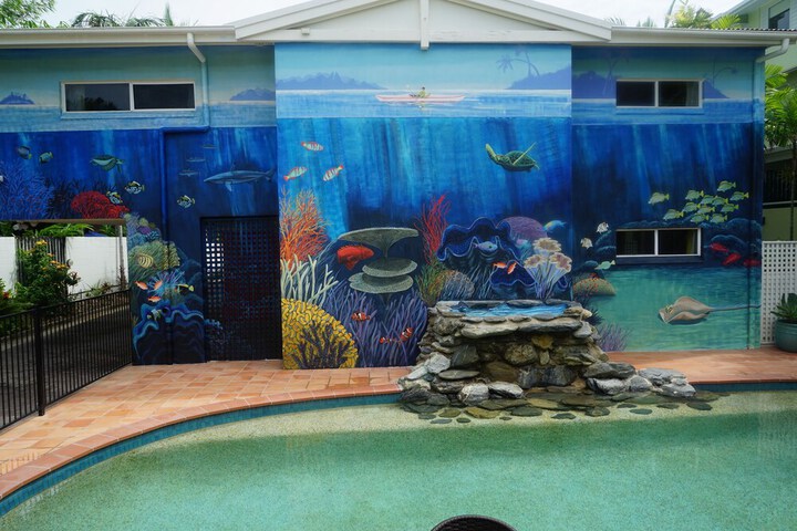 Hotel with Pool