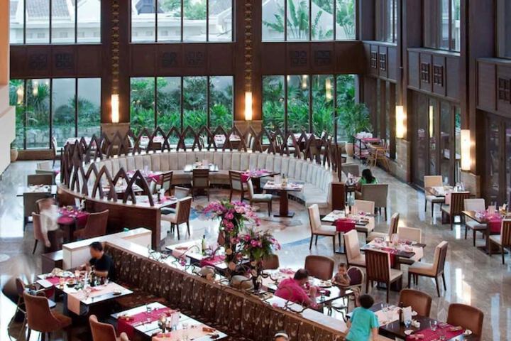 Dining 107 of 152