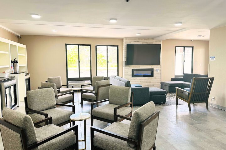 Hotel Interior 3 of 27