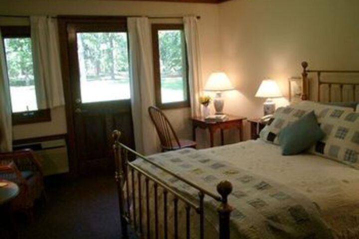 Room 26 of 73