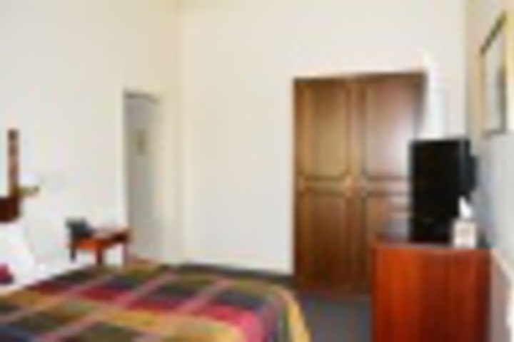 Room 748 of 768