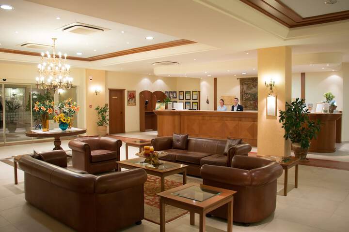 Hotel Interior 334 of 417
