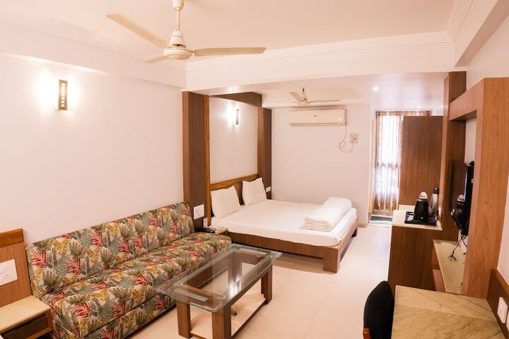 Room 11 of 47