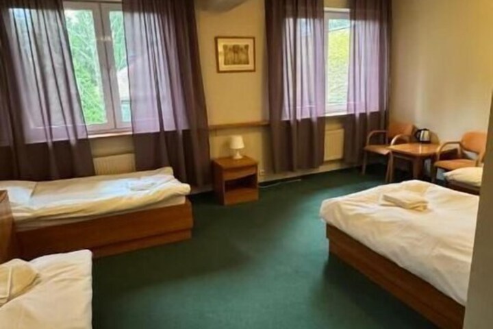 Room 3 of 12