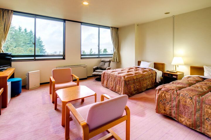 Room 8 of 31
