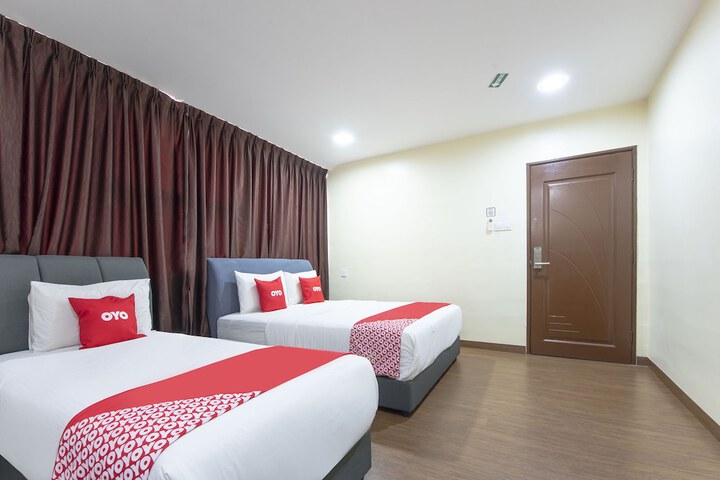 Room 20 of 34