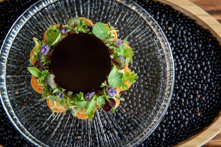 Dining 162 of 227