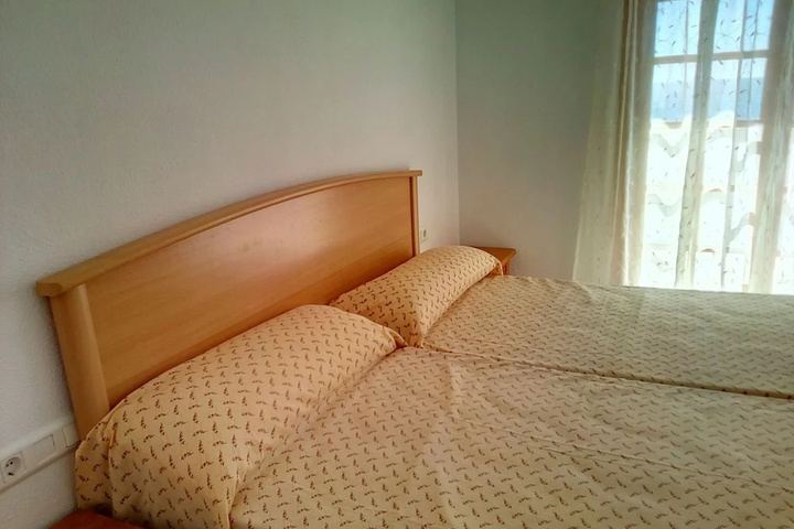 Room 4 of 22